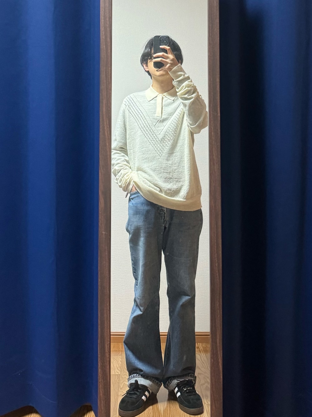 「ヴィンテージ、50's、ヴィンテージメガネ、ニットポロ、デニム、Tom Misch、Loyle Carner、R&B/Soul」｜「VINTAGEの50s Brown Tortoise Crown Panto Frame France [Celluloid Frame]（メガネ、ブラウン系）」を使った、Rさん（メンズ・31cm）の春コーディネートの1枚目の写真