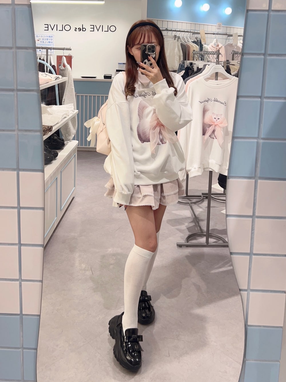 「春コーデ、春服、春カラー、春服コーデ、春服デビュー宣言、春服みてみて、ピンク、ピンクコーデ、ピンクシャツ、ガーリー、ガーリーコーデ、韓国ファッション、低身長、低身長コーデ、骨格ストレート」｜「OLIVE des OLIVEのチュニックシャツワンピ（ワンピース、ピンク系）」を使った、Mitsukiさん（レディース・153cm）の冬コーディネートの1枚目の写真