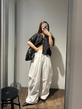「eL（エル）の【eL】Large Boston Bag/288120（ショルダーバッグ、ブラック系）」を使った、𝑴𝑨𝑹𝑰さん（レディース・158cm）の春コーディネート