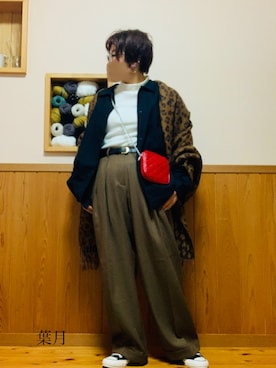 「アイテム（音楽/本・雑誌）」を使った、葉月さん（レディース・154cm）の冬コーディネート