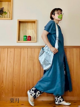 「花柄パンツ」｜葉月さん（レディース・154cm）の夏コーディネート