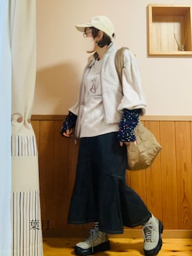 「アイテム（アームカバー）」を使った、葉月さん（レディース・154cm）の秋コーディネート