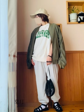 「ごきげんウィーク」｜「アイテム（MA-1）」を使った、葉月さん（レディース・154cm）の春コーディネート