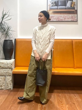「アイテム（ヘアバンド）」を使った、KUMIさん（レディース・158cm）の秋コーディネート