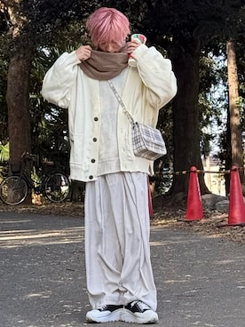 「アイテム（スラックス）」を使った、ゆーすけさん（メンズ・166cm）の秋コーディネート