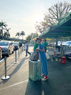 「HELLO.SANFRANCISCO（ハローサンフランシスコ）のアイテム」を使った、Kazumiさん（レディース・165cm）の春コーディネート