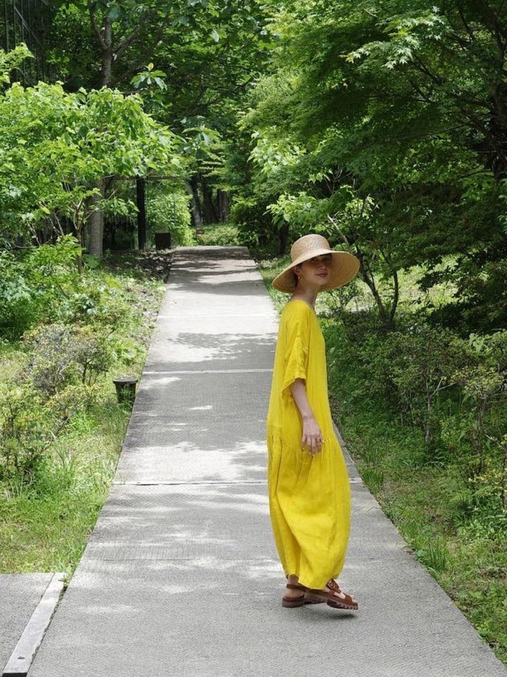 美品★IENA KALANCHOE 別注 DRESS ブラック mala KALANCHOE 2022 SPRING & SUMMER COLLECTION｜ニュース