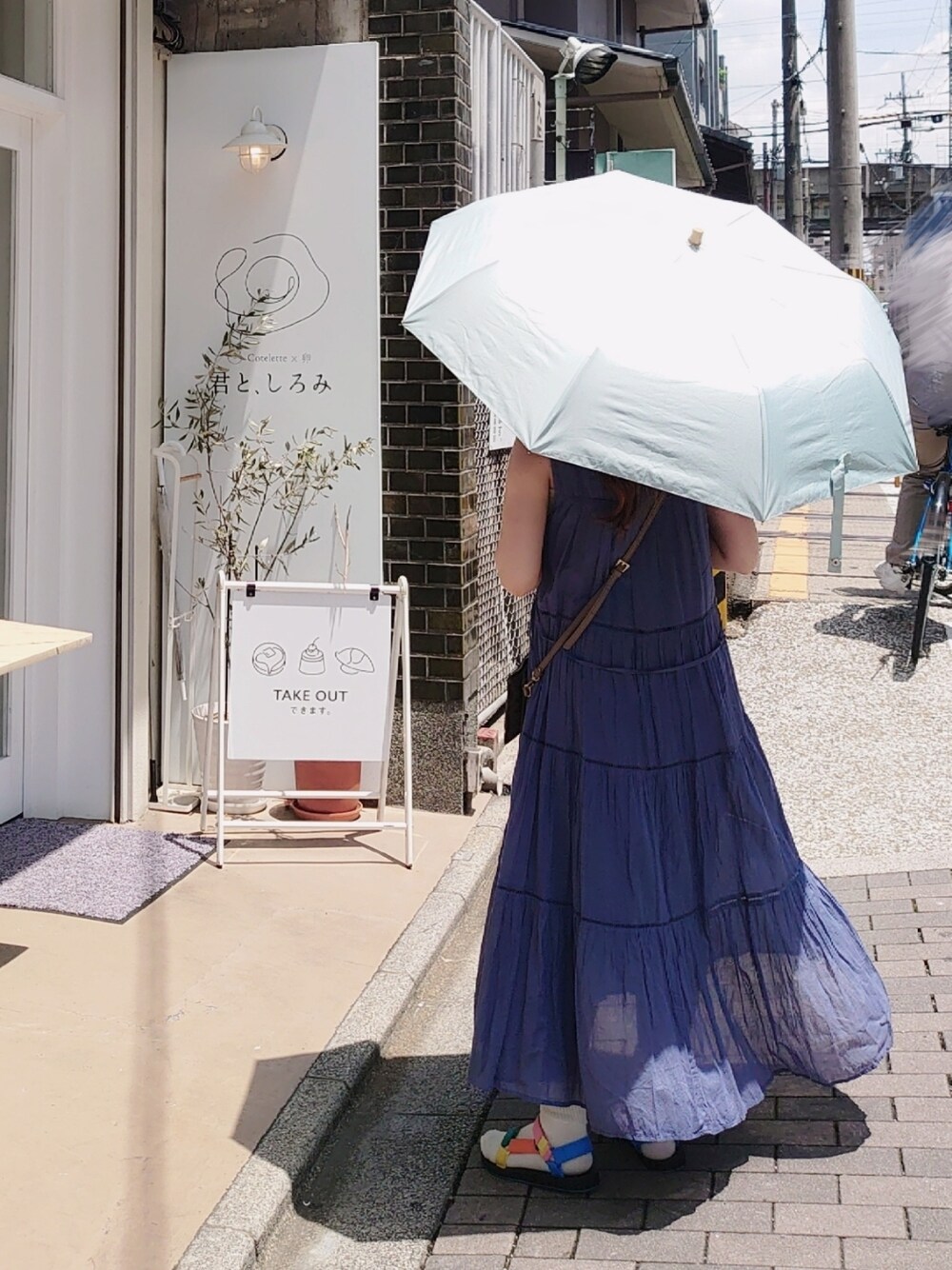 IENA ワンピース　ノースリーブ　Vネック　日本製　ネイビー　綿　ナイロン IENA ワンピース ノースリーブ Vネック 日本製 ネイビー 綿 ナイロン