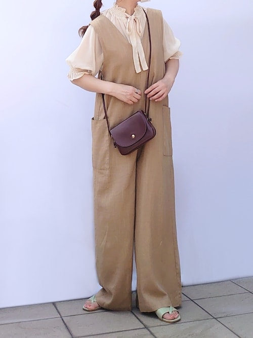 カジュアルにも TOTEME クロスストラップ ノットサンダル 親指クロスストラップフラットサンダル(サンダル)|STYLEBLOCK