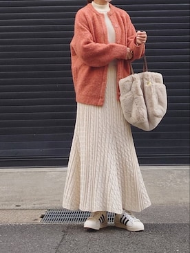 ケーブルニットスカート／【WEB/EC限定商品】を使った人気ファッション