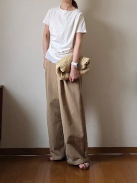「SENSE OF PLACE by URBAN RESEARCH（センスオブプレイスバイアーバンリサーチ）のフリルドレープトップ（Tシャツ/カットソー、ホワイト系）」を使った、マルルン♪ さんの夏コーディネート