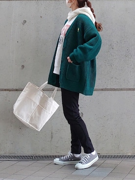 「Sheson（シーズン）のアイテム（スウェット）」を使った、マルルン♪ さん（レディース・159cm）の冬コーディネート