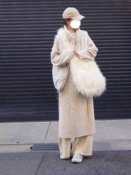 美品　ヨシエイナバ　ロングワンピース　ボリュームスリーブ　ハイネック ボリュームスリーブニットワンピース | Onepiece | HER. Online Store