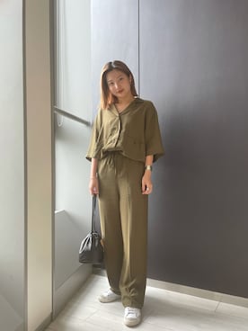 「CANAL JEAN（キャナルジーン）のアイテム（シャツ/ブラウス）」を使った、CANALJEAN グランフロント店さん（レディース・158cm）の夏コーディネート