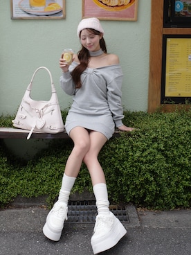 「Darich（ダーリッチ）のオフショルリボンデザインミニワンピース（ワンピース、グレー系）」を使った、Darichさん（レディース・155cm）の夏コーディネート