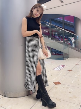 「アイテム（ショルダーバッグ）」を使った、Darichさん（レディース）の夏コーディネート