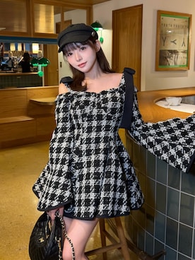 「Darich（ダーリッチ）のクラッシーリボンツイードフレアミニワンピース（ワンピース、ブラック系）」を使った、Darichさん（レディース・168cm）の秋コーディネート