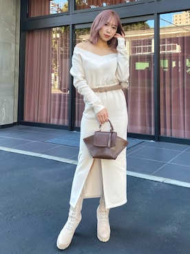 「スリットワンピース」｜Darichさん（レディース）の秋コーディネート