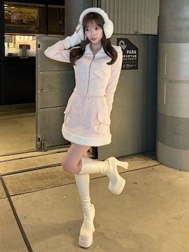 「Darich（ダーリッチ）のハートラインスウェットミニセットアップ（セットアップ、ピンク系）」を使った、Darichさん（レディース・158cm）の秋コーディネート