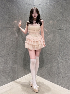 「Darich（ダーリッチ）のグロッシーフリルホルターミニワンピース（ワンピース、ピンク系）」を使った、Darichさん（レディース・163cm）の夏コーディネート