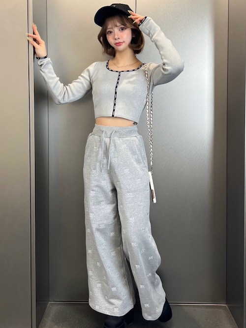 ダーリッチ ロゴパターンラメスウェットパンツ 美品 ダーリッチ Darich ロゴパターンラメスウェットパンツ （グレー