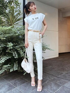 「アイテム（ショルダーバッグ）」を使った、Darichさん（レディース）の夏コーディネート