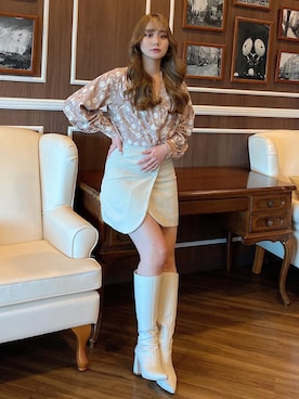 「アイテム（シャツ/ブラウス）」を使った、Darichさん（レディース）の春コーディネート