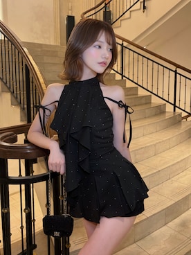 「Darich（ダーリッチ）のアメスリフリルショルダーリボンコンビネゾン（ワンピース、ブラック系）」を使った、Darichさん（レディース・163cm）の春コーディネート