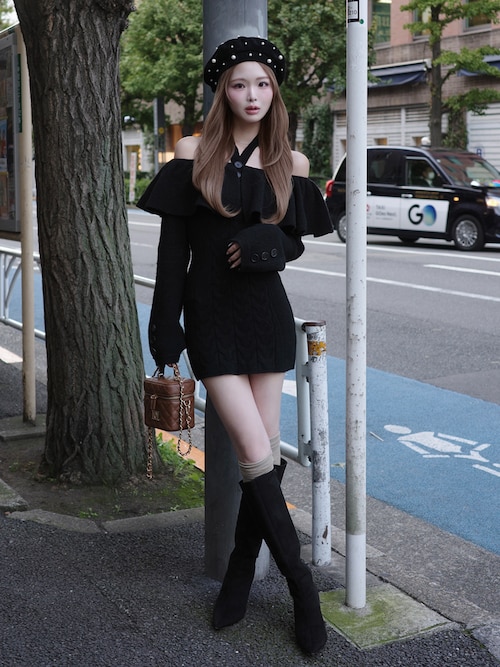 ホルターデザインオフショルニットミニワンピース（ワンピース