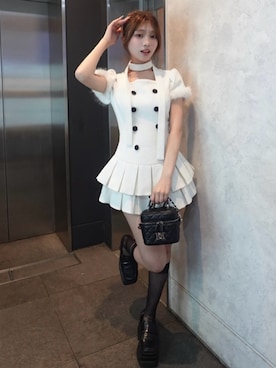 「Darich（ダーリッチ）のファーコンビダブルボタンコーディロイミニワンピース（ワンピース、ホワイト系）」を使った、Darichさん（レディース・158cm）の秋コーディネート