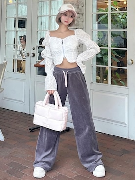 「アイテム（その他トップス）」を使った、Darichさん（レディース・155cm）の春コーディネート