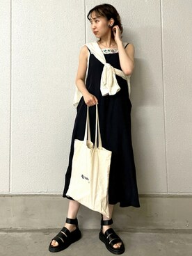 「RANDEBOO（ランデブー）のアイテム（トートバッグ）」を使った、sayaさん（レディース・161cm）の夏コーディネート