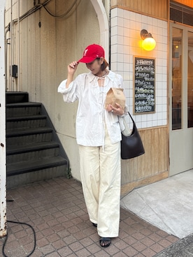 「アイテム（サンダル）」を使った、sayaさん（レディース・162cm）の秋コーディネート
