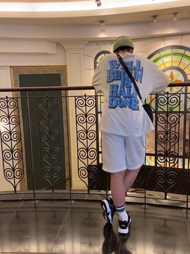 「WHO'S WHO gallery（フーズフーギャラリー）のアイテム（パンツ、グレー系）」を使った、yopiさん（メンズ・171cm）の秋コーディネート