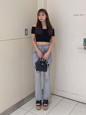 「GYDA（ジェイダ）のGG エナメルクロコミニバック（ハンドバッグ、ブラック系）」を使った、mikuさん（レディース・160cm）の夏コーディネート