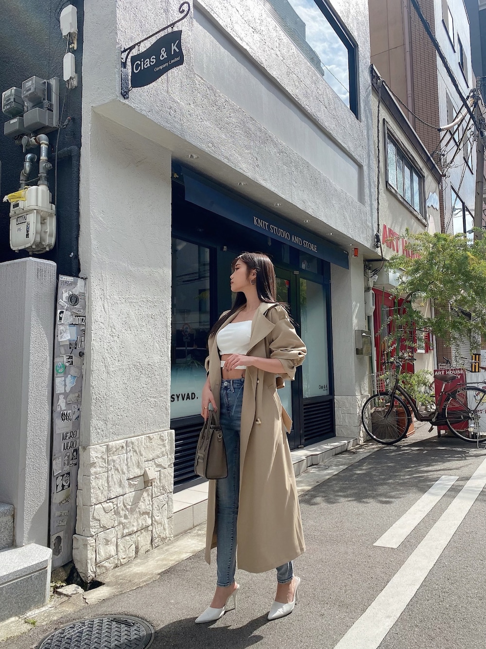 「GYDAのウエストデザインテレコビスチェ（キャミソール、ホワイト系）」を使った、mikuさん（レディース・160cm）の冬コーディネートの1枚目の写真