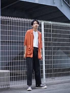「BlackEyePatch（ブラックアイパッチ）のアイテム（パンツ）」を使った、岡本 大護さん（メンズ・180cm）の夏コーディネート