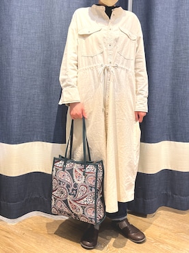 「Samansa Mos2 blue（サマンサモスモスブルー）のアイテム（シャツワンピース）」を使った、たかはしさん（レディース・159cm）の冬コーディネート