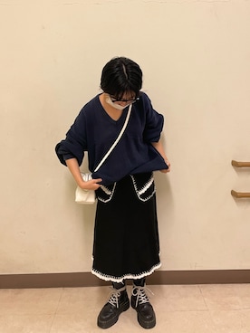 「Lee（リー）のアイテム（ニット/セーター）」を使った、星野りよんさん（レディース・152cm）の秋コーディネート