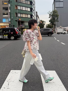 「PUMA（プーマ）のアイテム（スニーカー、ブルー系）」を使った、星野りよんさん（レディース・152cm）の夏コーディネート