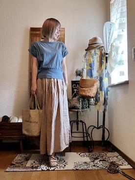 「FREE'S MART（フリーズマート）の◆シャーリングフレンチスリーブカットソー（Tシャツ/カットソー）」を使った、𝓮𝓽𝓼𝓾*さん（レディース・157cm）の夏コーディネート
