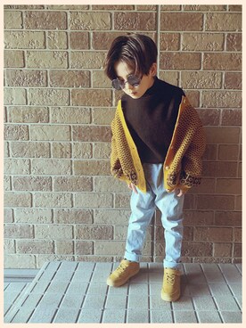 「アイテム（ニット/セーター、ブラック系）」を使った、聖さん（キッズ・120cm）の冬コーディネート