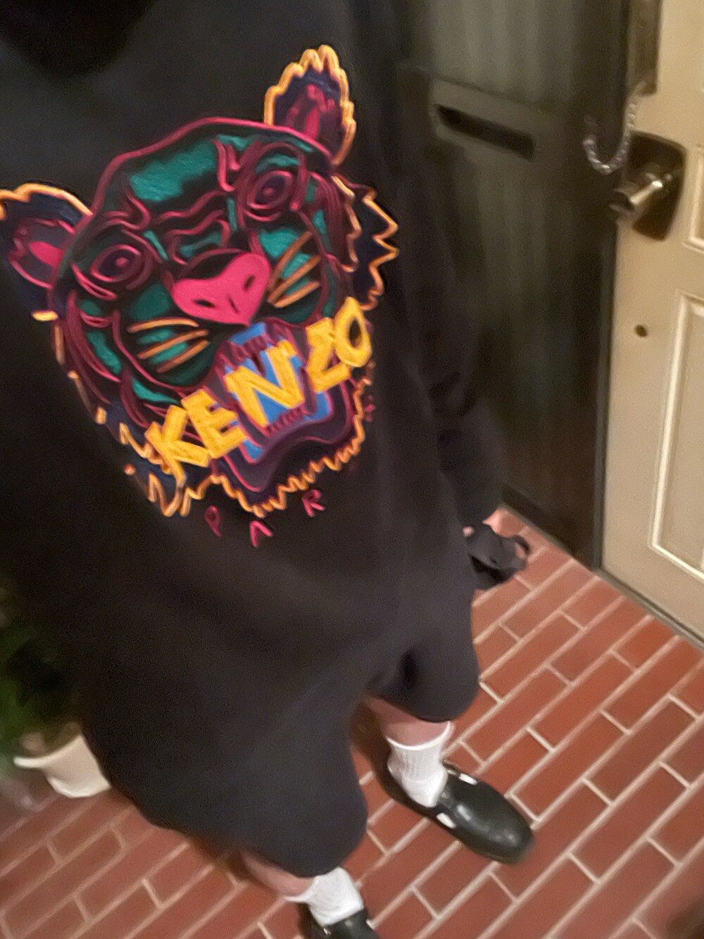 よしお3｜KENZOのスウェットを使ったコーディネート - WEAR