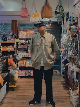 「Dickies（ディッキーズ）のアイテム（パンツ）」を使った、Yu Shuo Changさん（メンズ・180cm）の春コーディネート