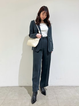 「アイテム（タンクトップ）」を使った、Shihoさん（レディース・168cm）の冬コーディネート