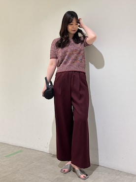 「qualite（カリテ）のカラーポリリネンVネックニット　春服　夏服　オフィスカジュアル（ニット/セーター、レッド系）」を使った、Shihoさん（レディース・168cm）の夏コーディネート