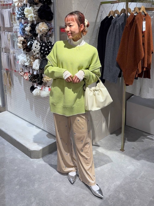 セール】ベロアシシュウイージーパンツ 621527（その他パンツ