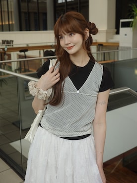 「アイテム（タンクトップ）」を使った、村田倫子さん（レディース・163cm）の夏コーディネート