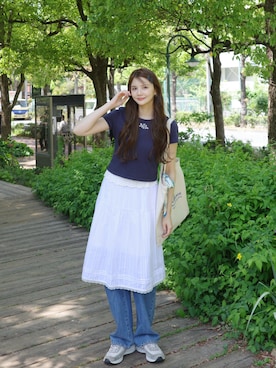 「idem（イデム）のアイテム」を使った、村田倫子さん（レディース・163cm）の春コーディネート