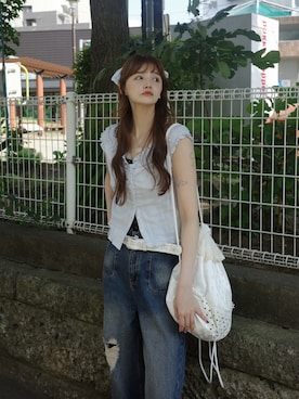 「アイテム（シュシュ）」を使った、村田倫子さん（レディース・163cm）の夏コーディネート
